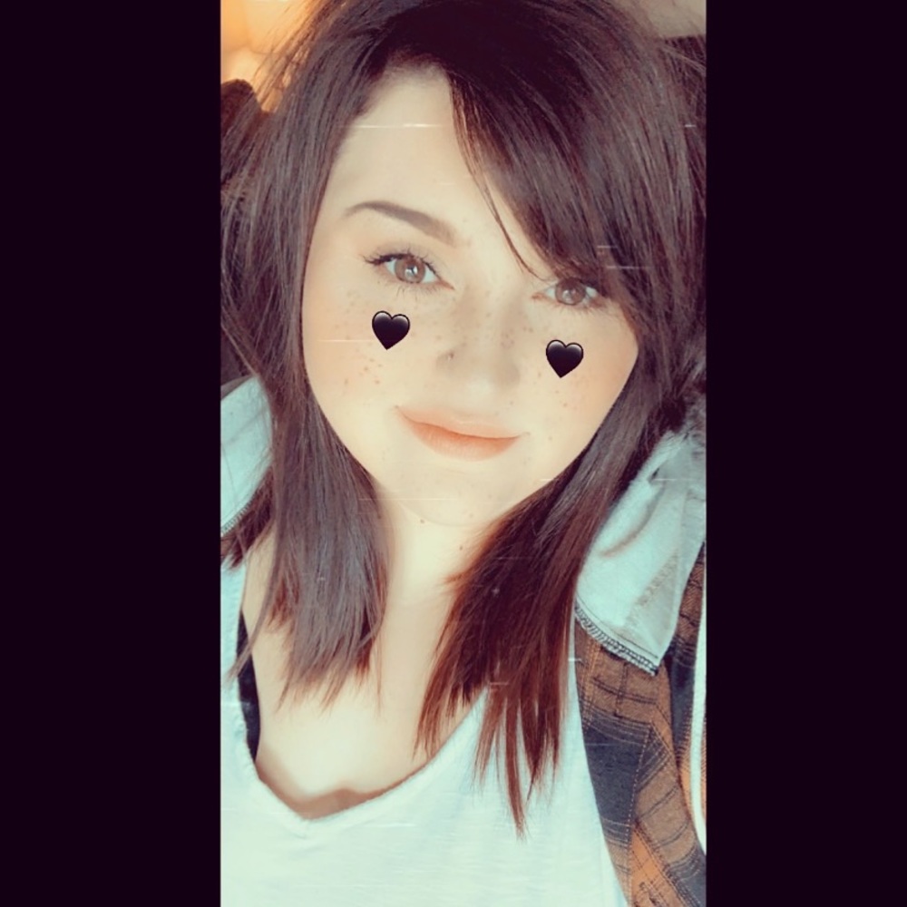 Meet your Posher, Marissa